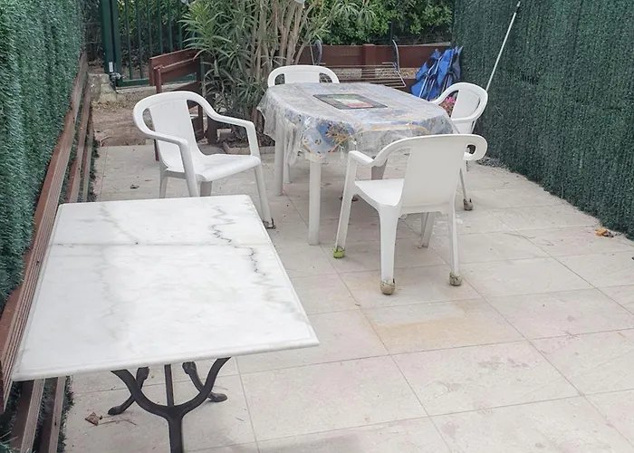 Διαμέρισμα A De 37m² Avec Jardin